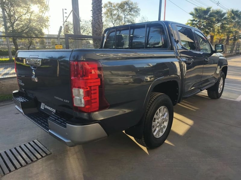 Mitsubishi L200 KATANA XRT 2.5 MT 4X4 2024 - Imagen 20 de 20