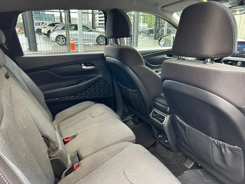 Hyundai SANTA FE 2.5 AT VALUE TM 2023 - Imagen 11 de 17