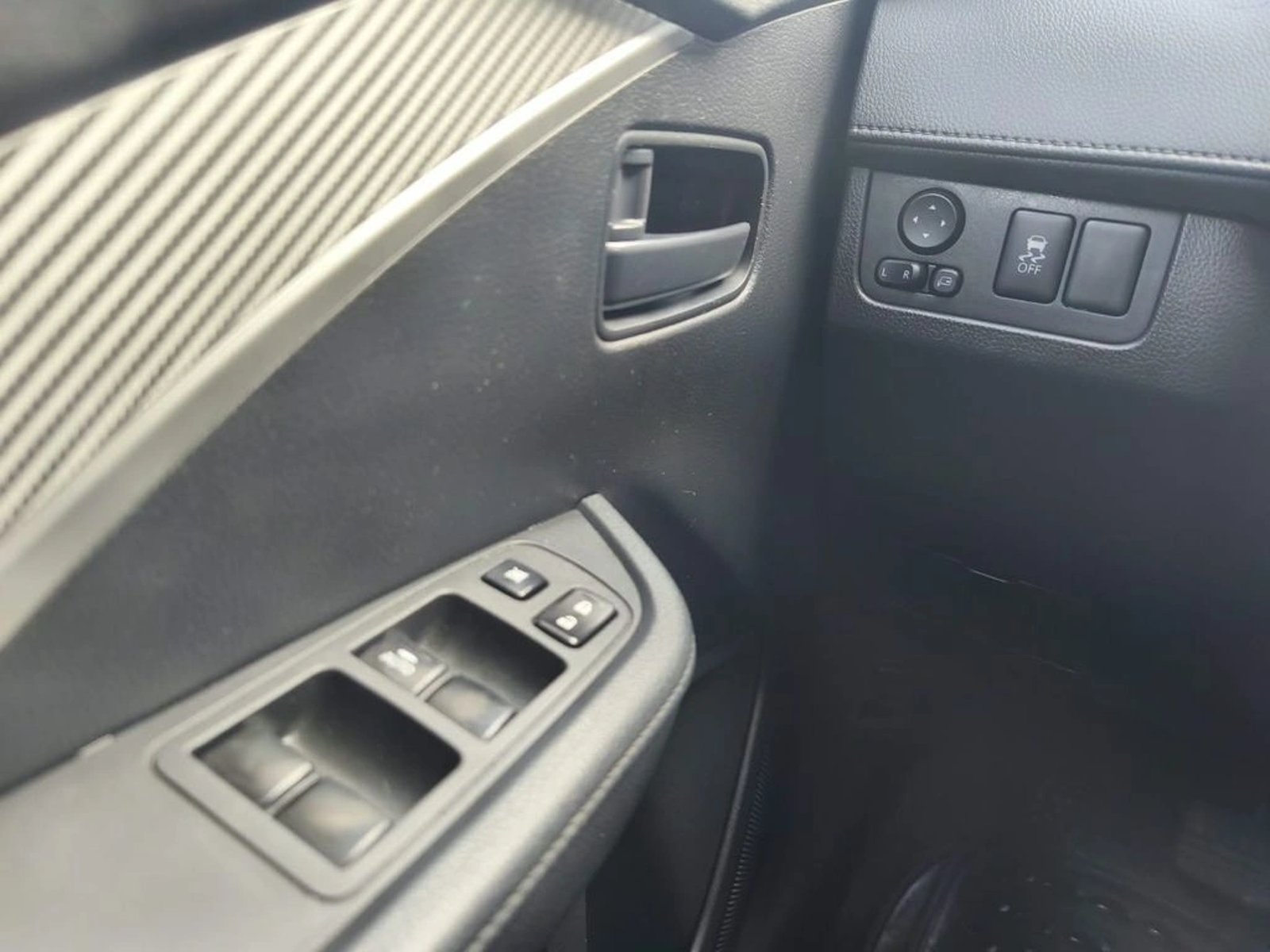 Mitsubishi XPANDER GLX 1.5 AUT 2024 - Imagen 12 de 20