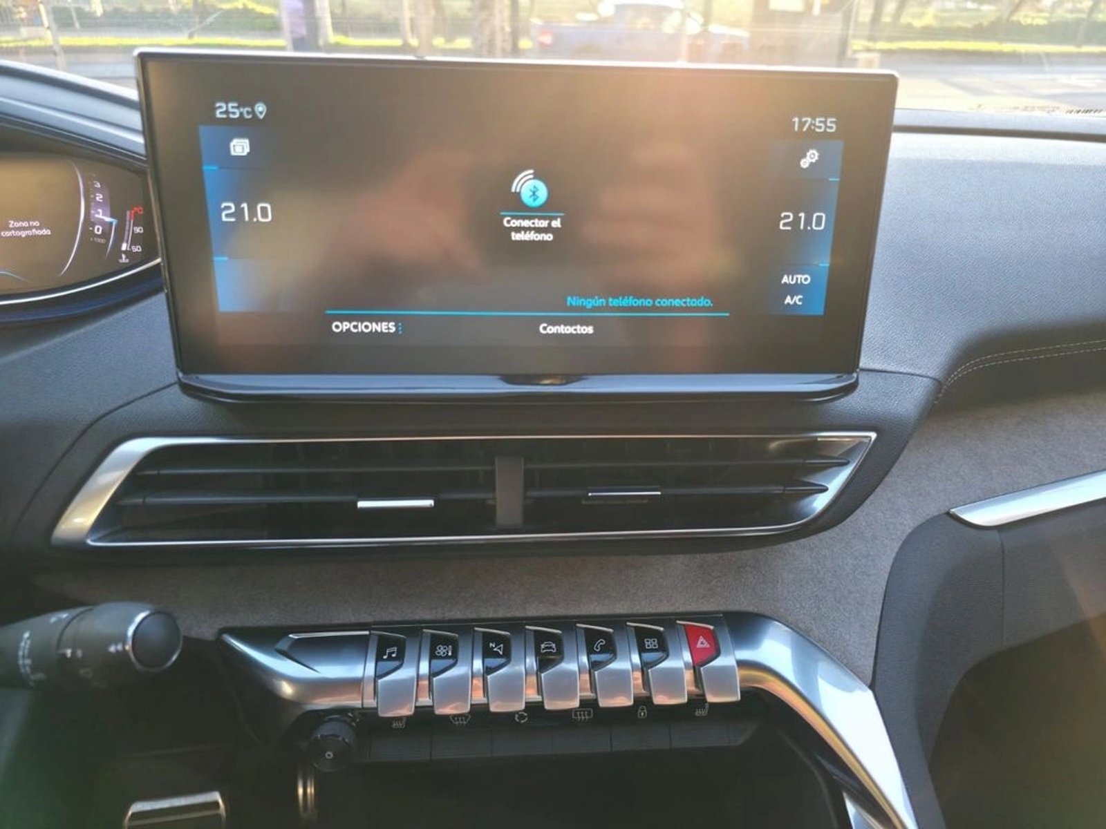 PEUGEOT 5008 2023 - Imagen 17 de 20