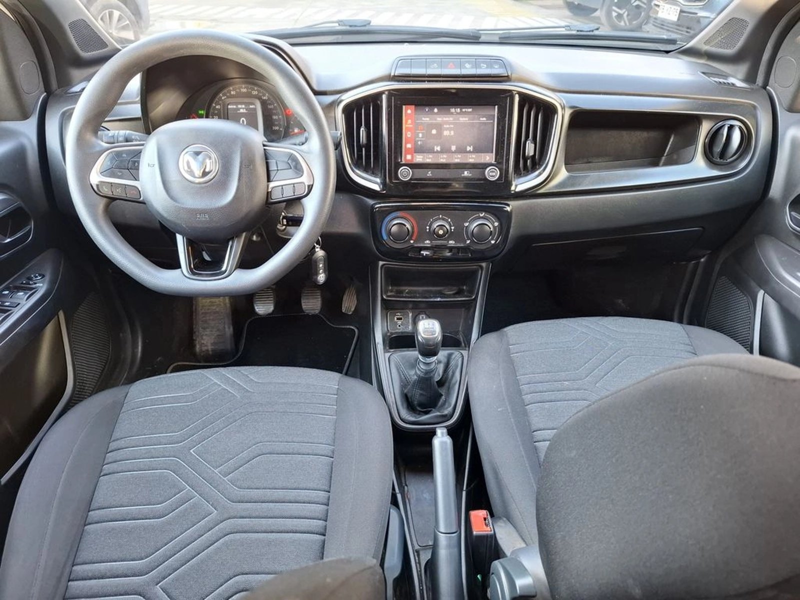 RAM 700 MT 1.5 2025 - Imagen 15 de 20