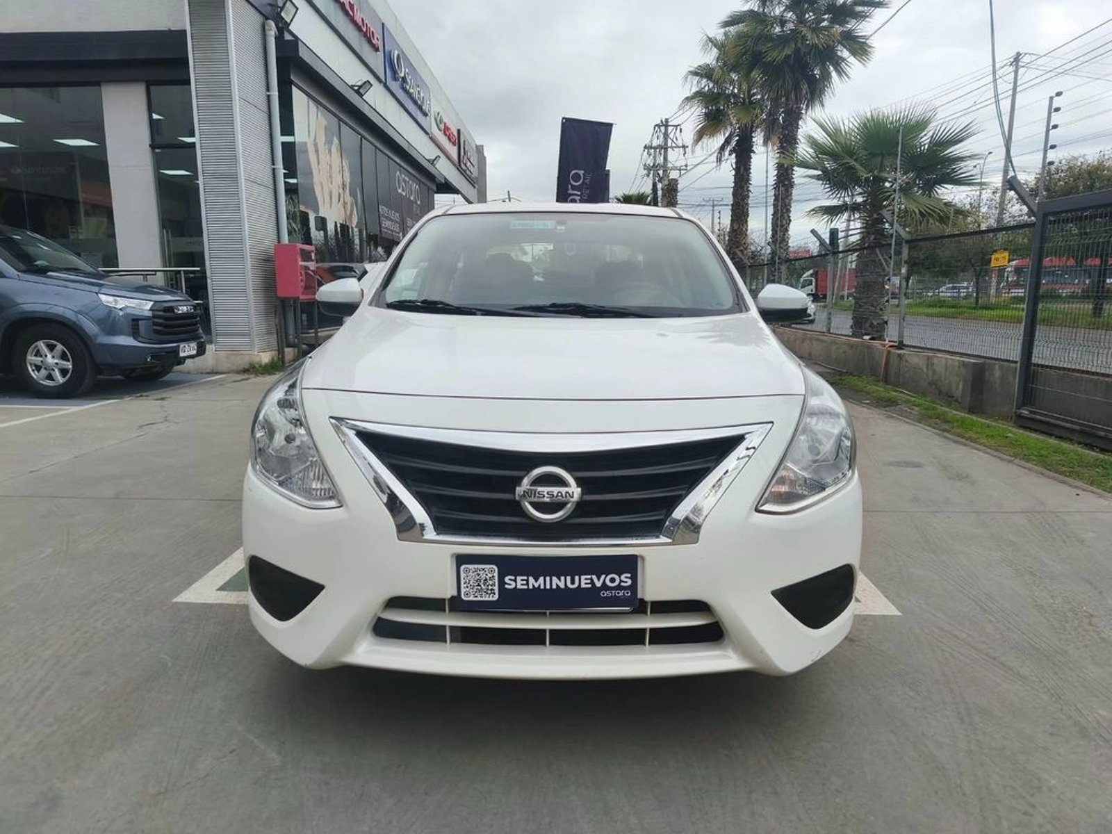 Nissan VERSA SENSE 1.6 AT 2021 - Foto 2 de 20