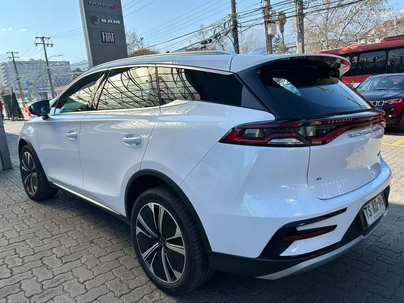 BYD TANG ELECTRICO GS AWD AT 5P 2024 - Imagen 5 de 16
