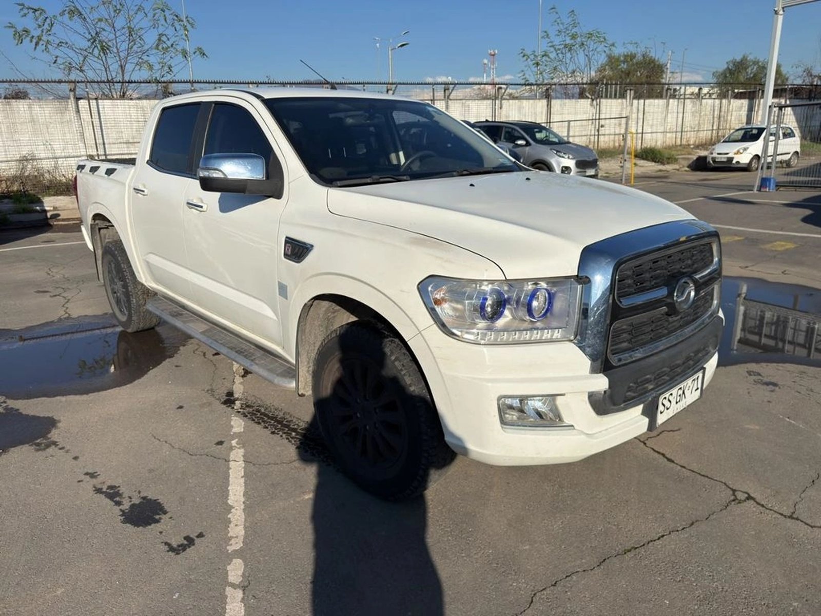 ZX Auto TERRALORD 2.5 DLX MT 4X2 DIESEL 2023 - Foto 4 de 19