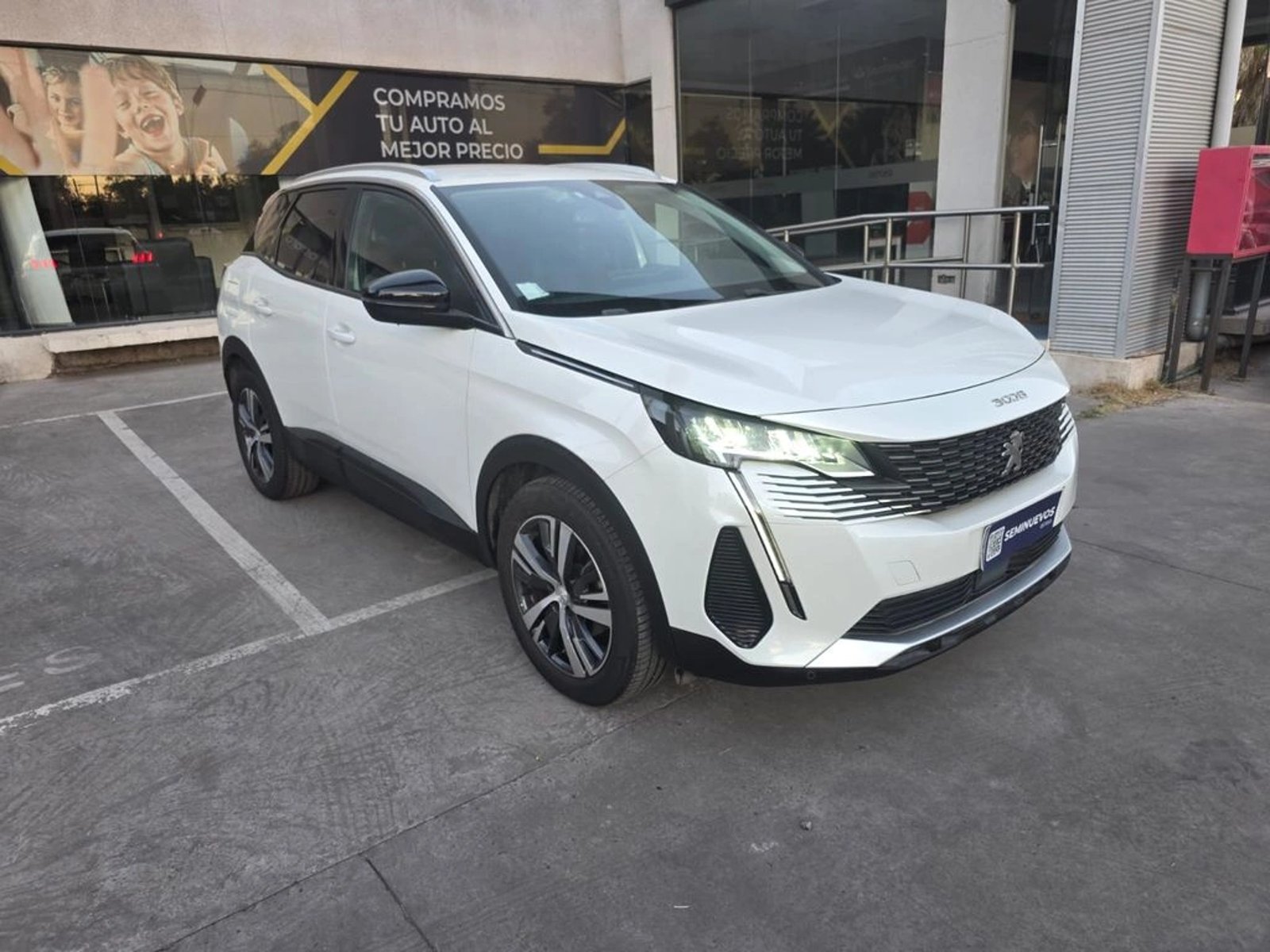 Peugeot 3008 1.2 ACTIVE PACK PURETECH 130 2022 - Foto 3 de 20