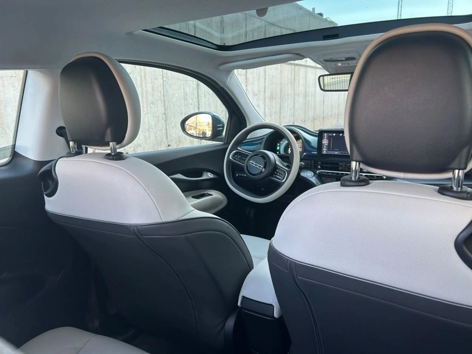 FIAT 500 AT ELECTRICO 2026 - Imagen 12 de 16
