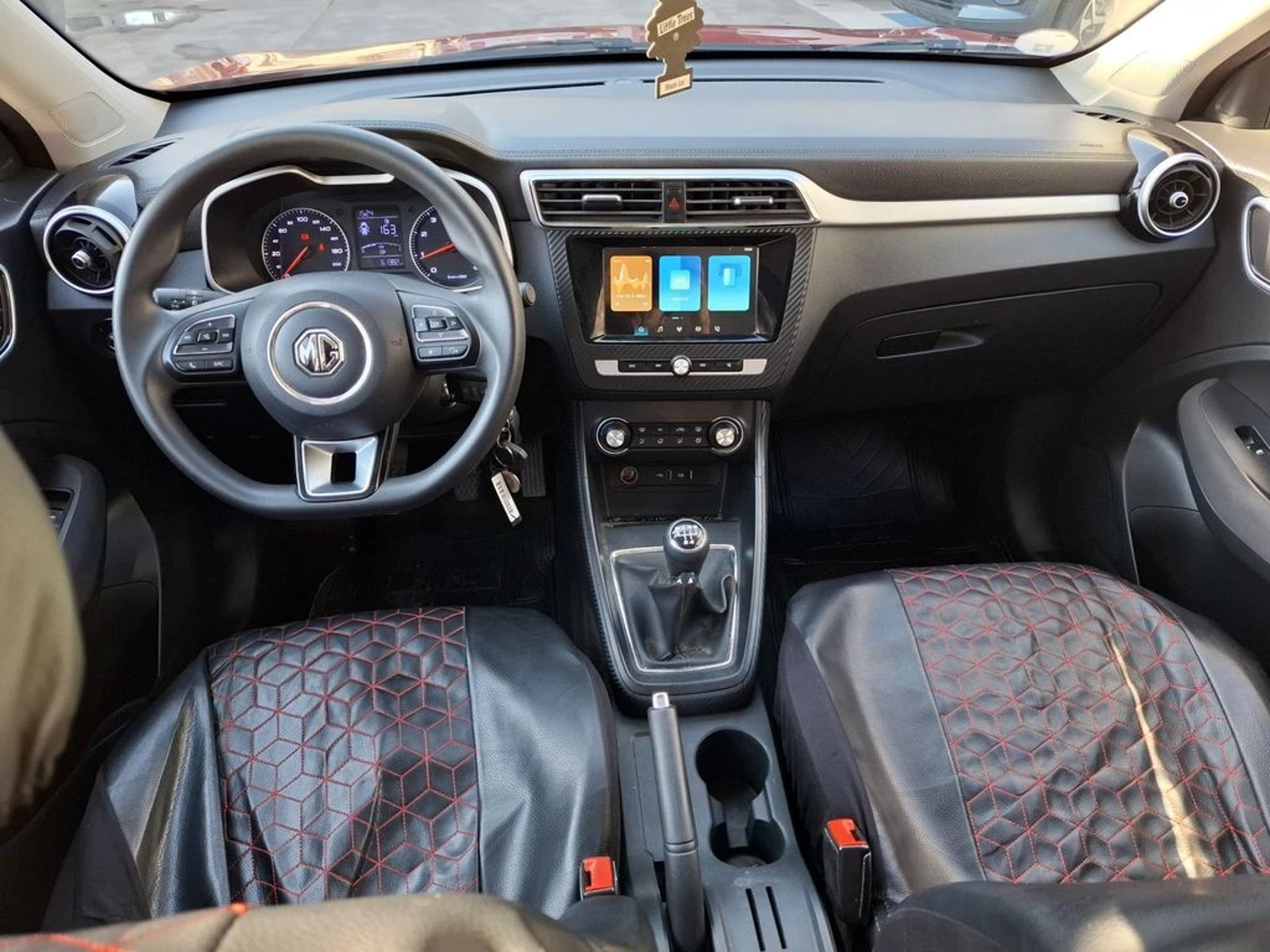 MG ZS MT 1.5 2023 - Imagen 15 de 20