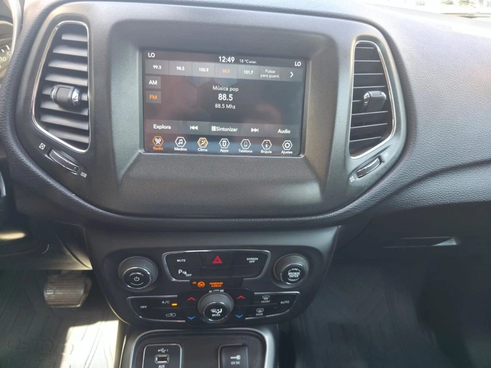 JEEP COMPASS 2020 - Imagen 17 de 20