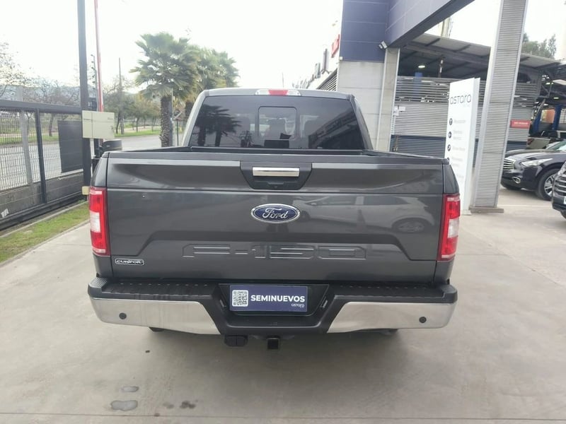 Ford F-150 XLT 4X4 5.0 2021 - Imagen 6 de 20