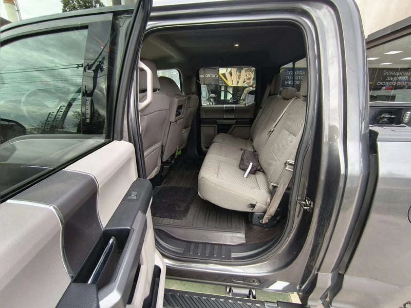 Ford F-150 XLT 4X4 5.0 2021 - Imagen 19 de 20