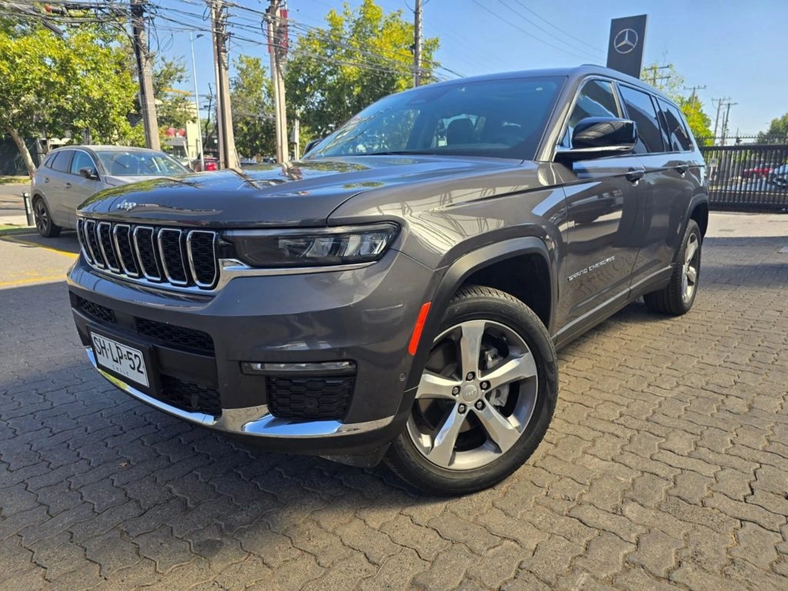 Jeep GRAND CHEROKEE 3.6 LIMITED L AT 4X4 2023 - Foto 2 de 20