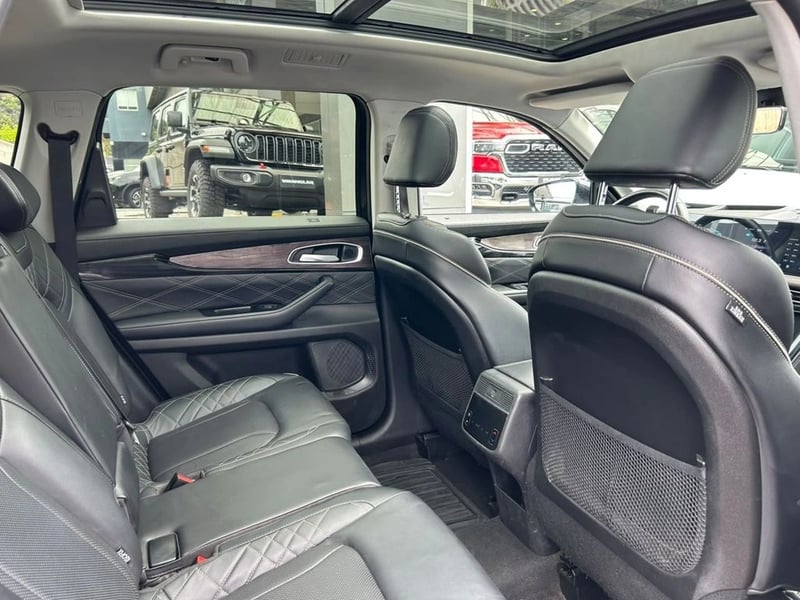 Exeed VX UNLIMITED AWD 2.0 TURBO DCT AUT 2023 - Imagen 11 de 17