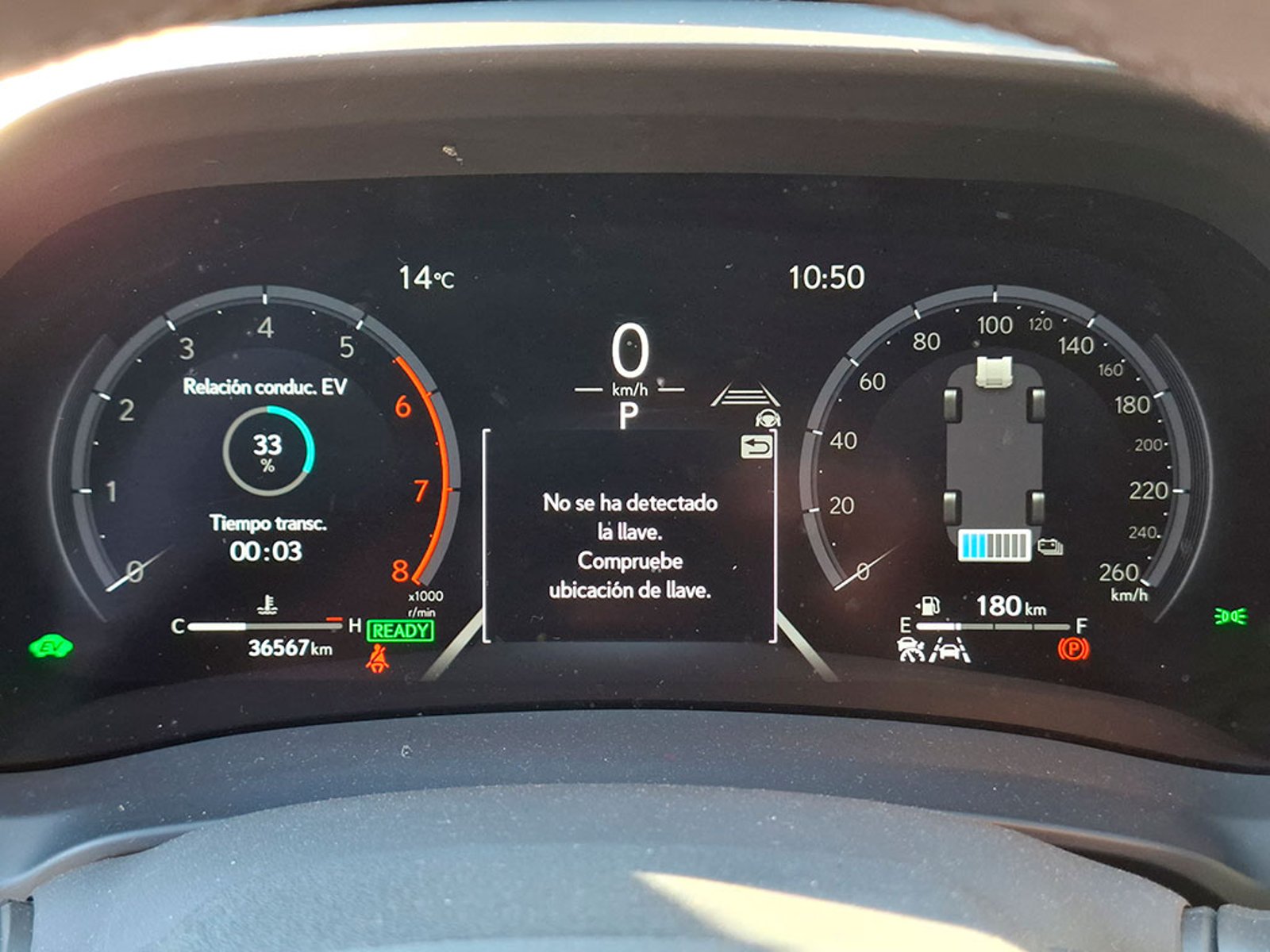 Lexus LBX HEV 1.5 AUT 2024 - Imagen 14 de 20