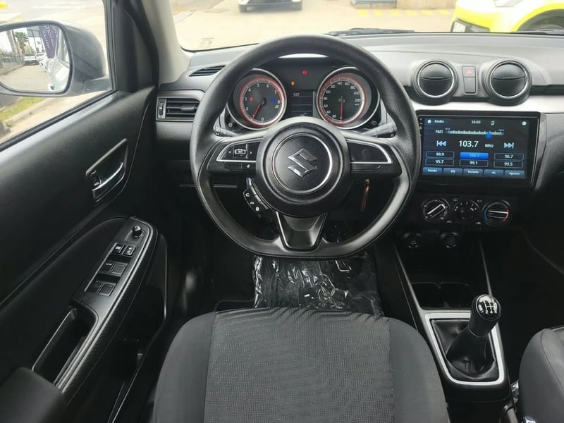 Suzuki SWIFT GL 1.2 MT 2025 - Imagen 14 de 20