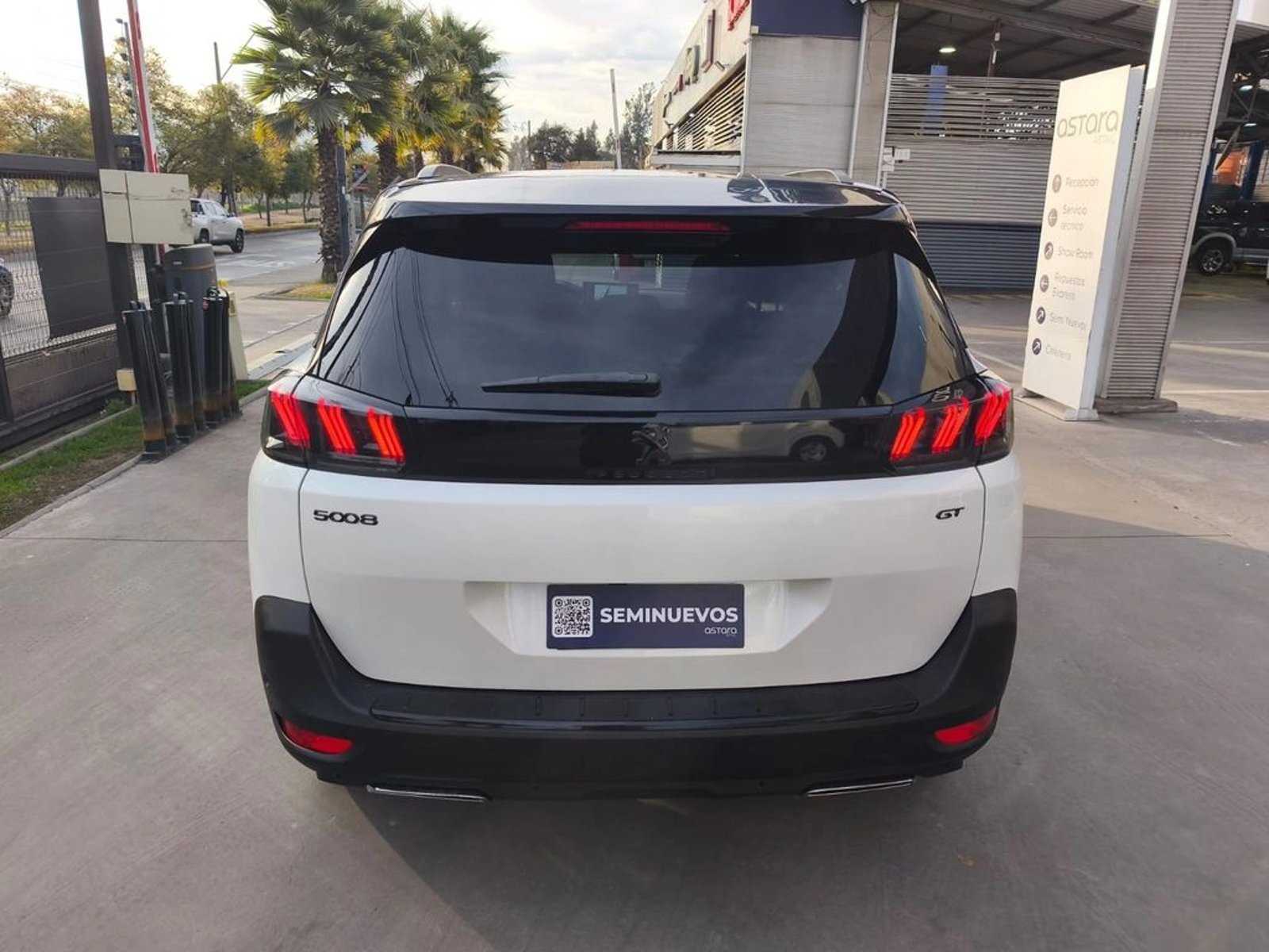 Peugeot 5008 GT LINE BLUEHDI 130 1.5 AUT DIESEL 2023 - Imagen 6 de 20