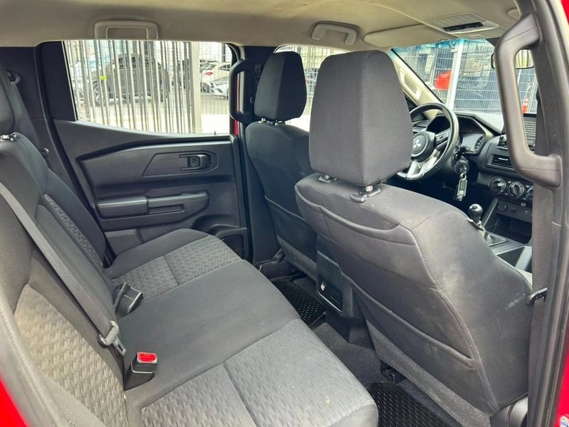 Mitsubishi L200 KATANA XRT 4X4 2.4 2024 - Imagen 8 de 17