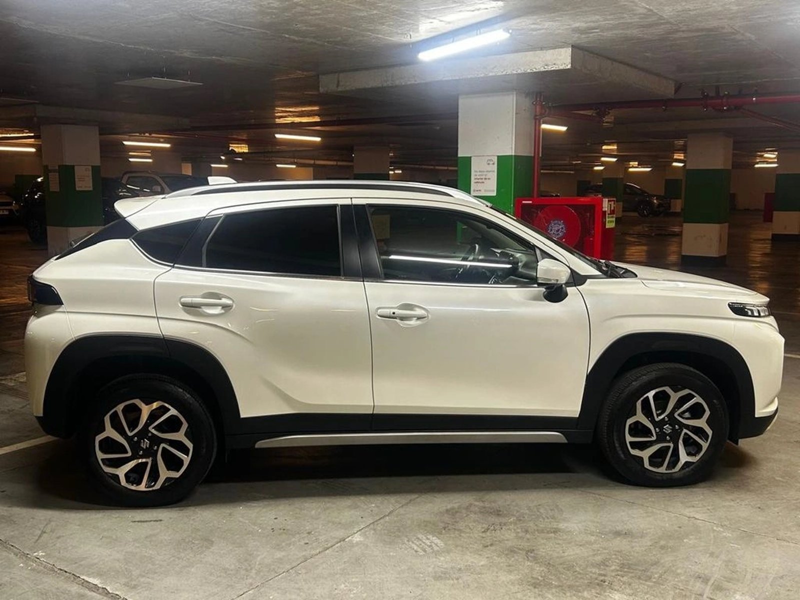 Suzuki FRONX 1.5 GLX AT HIBRIDO 2025 - Imagen 7 de 16