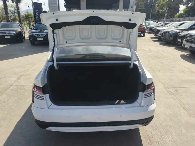 Hyundai ACCENT 1.5 PLUS MT 2026 - Imagen 7 de 20
