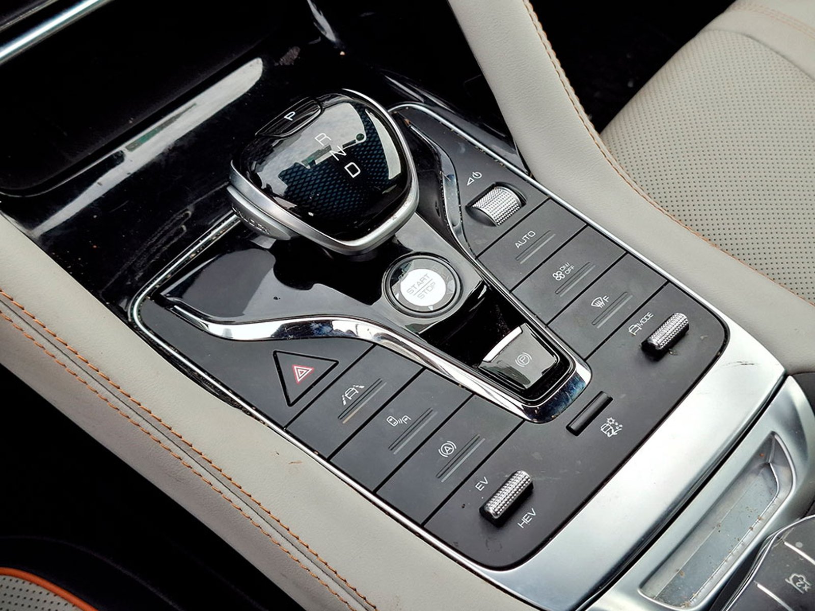 BYD SONG PLUS GS HIBRDO AT 2024 - Imagen 17 de 20