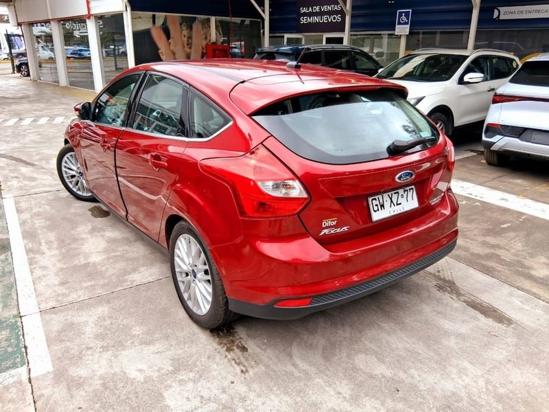 Ford FOCUS NEW TITANIUM 2.0 AUT 2015 - Imagen 8 de 16