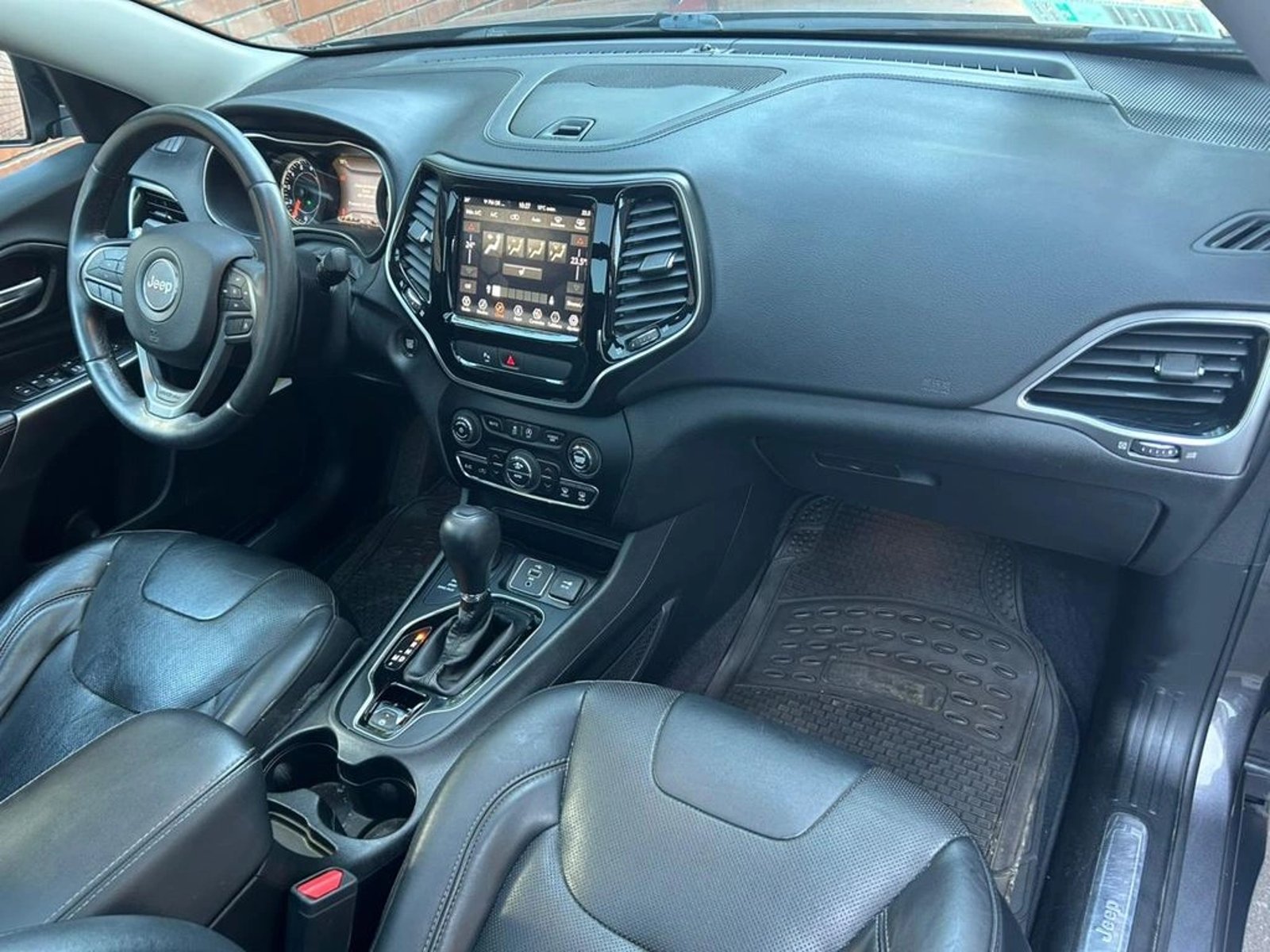 Jeep CHEROKEE 3.2 LIMITED 4X4 AT 5P 2019 - Imagen 11 de 17