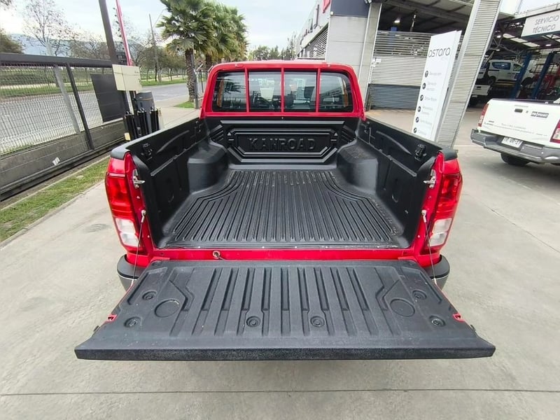 Mitsubishi L200 KATANA XRT 2.4 MT 4X4 2024 - Imagen 6 de 20