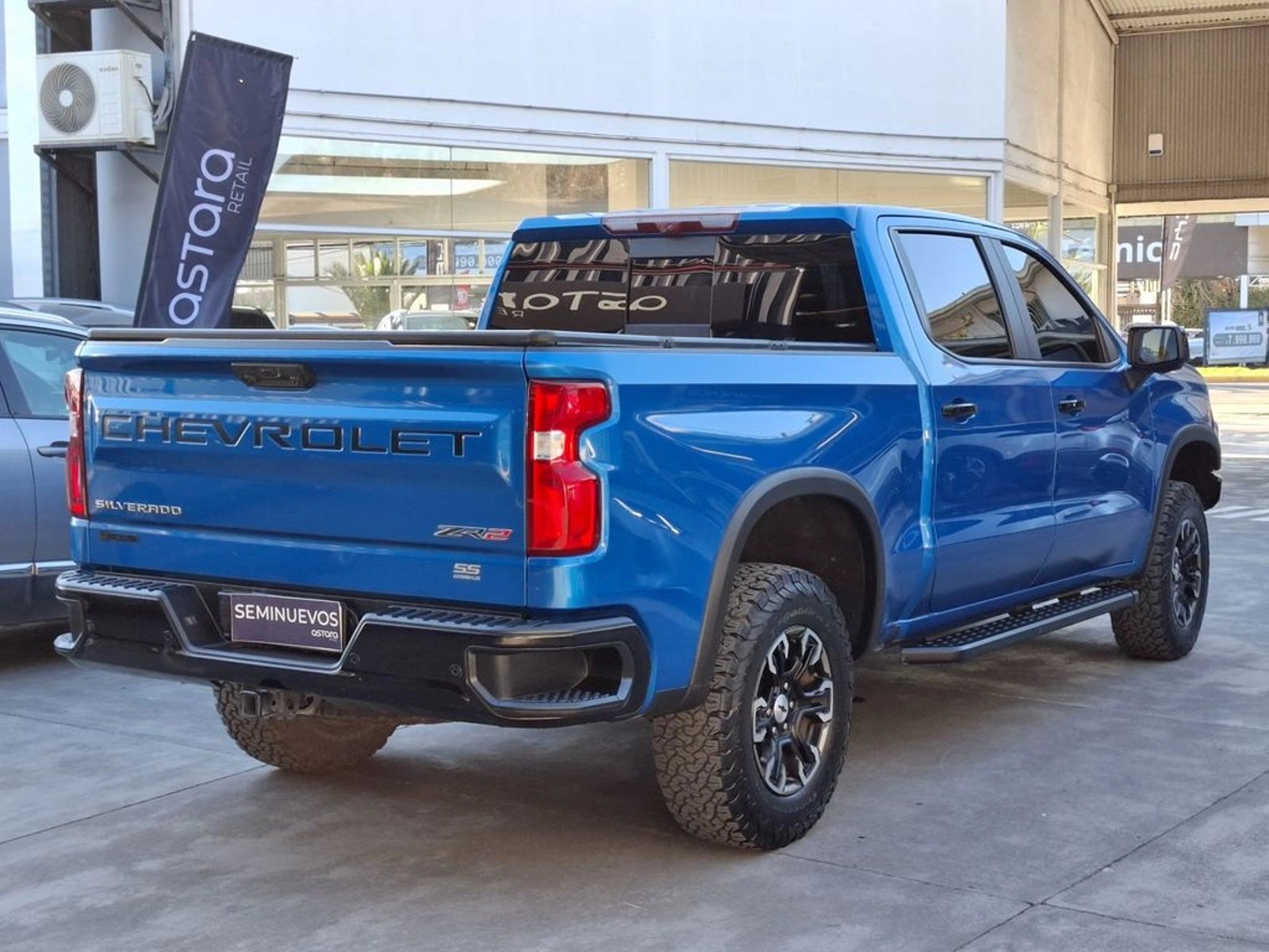 Chevrolet SILVERADO 6.2 ZR2 4X4 AT 4P 2024 - Imagen 7 de 20