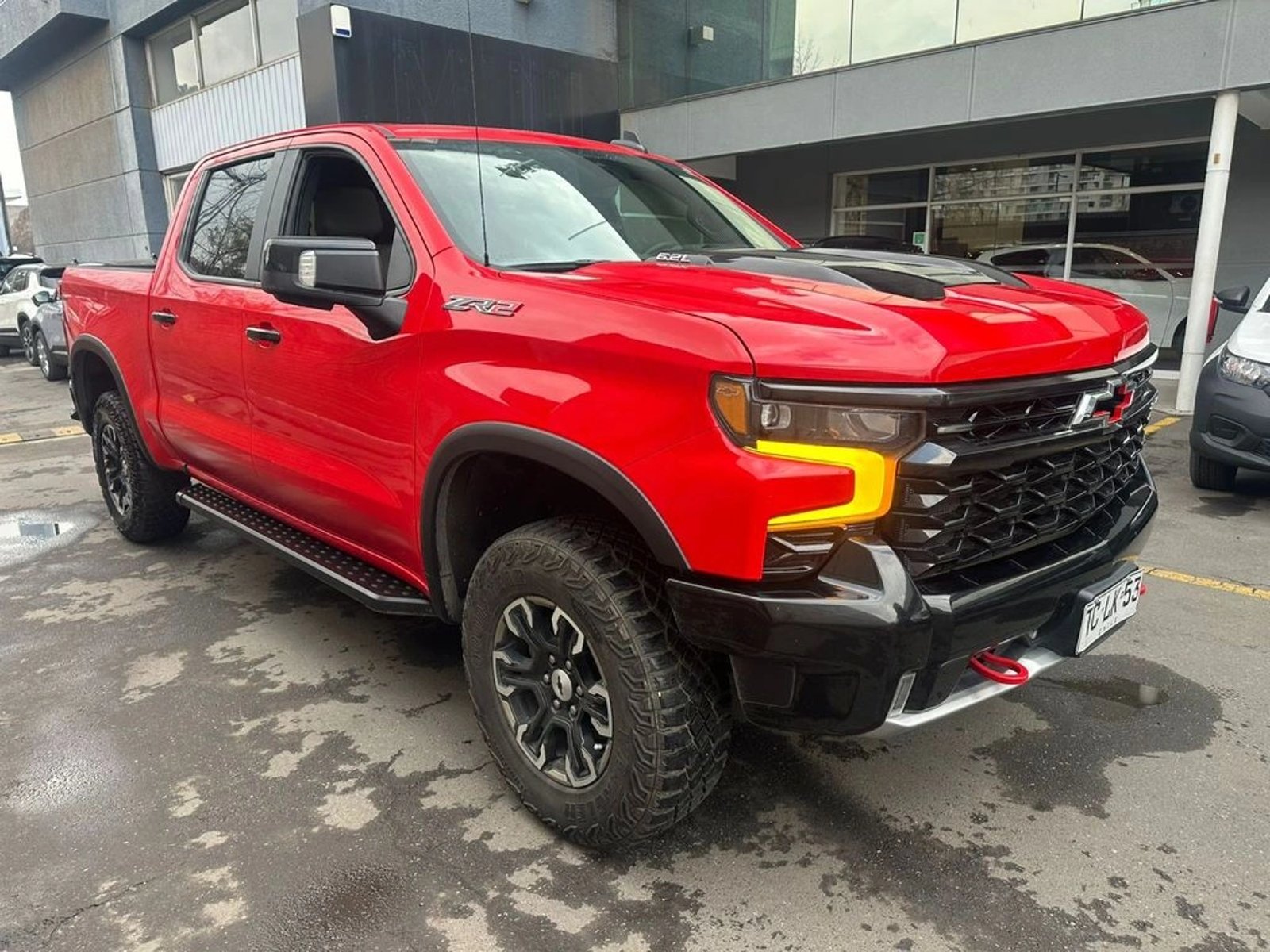 Chevrolet SILVERADO 6.2 ZR2 4X4 AT 4P 2024 - Foto 3 de 15