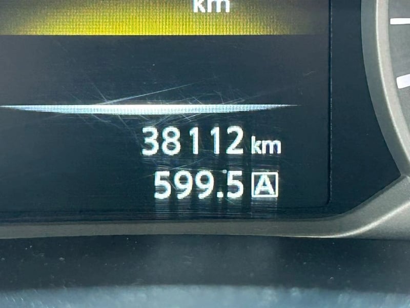 Nissan NP300 DC XE 2.3D MT 2019 - Imagen 13 de 16