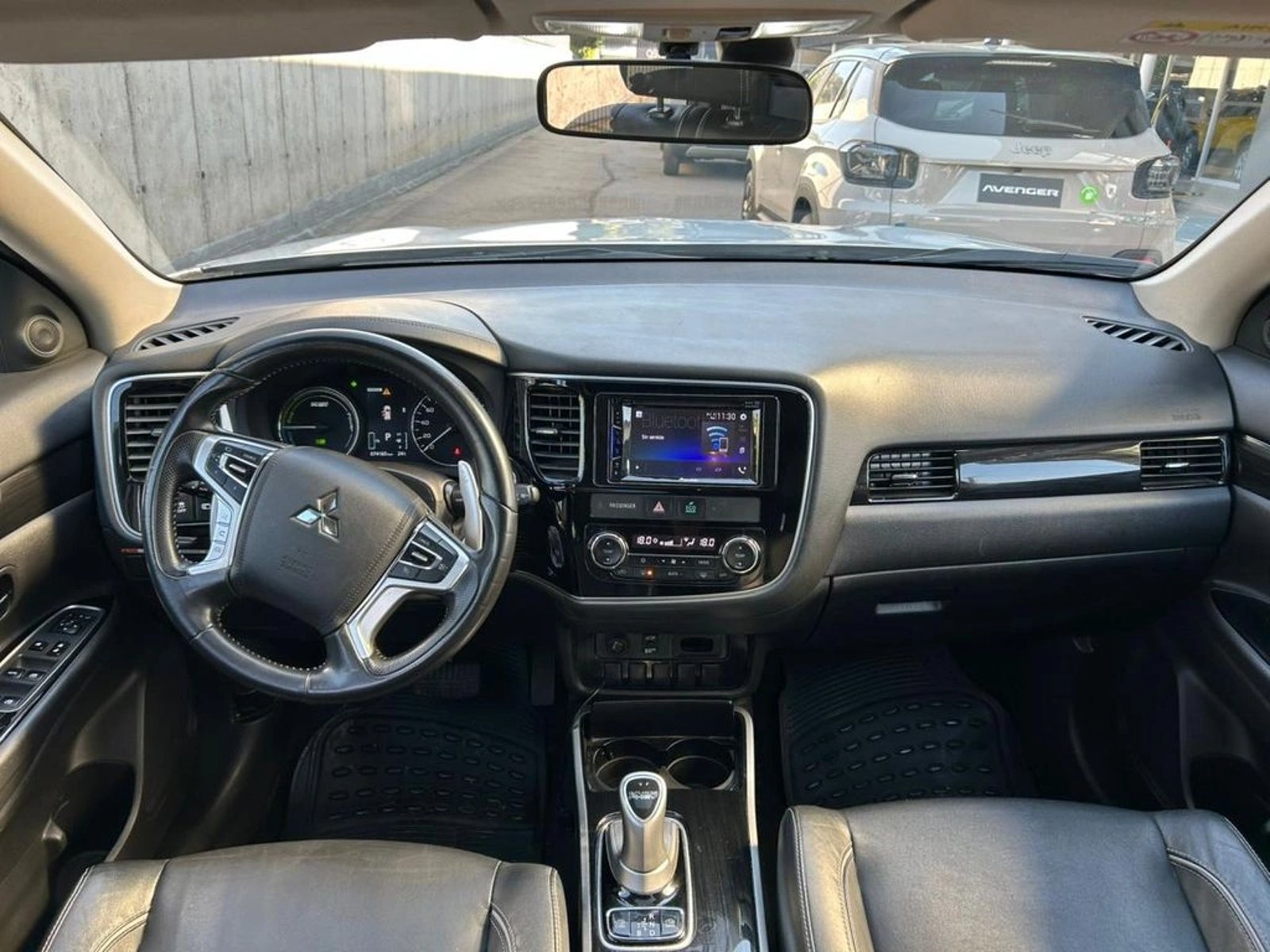MITSUBISHI OUTLANDER 2019 - Imagen 9 de 17