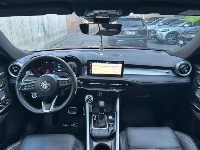 Alfa Romeo TONALE 1.3 TRIBUTO PHEV HYBRID 4X4 AT 5P 2025 - Imagen 13 de 16