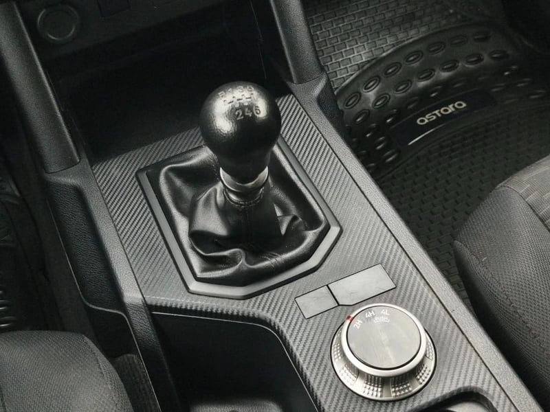 Mitsubishi L200 KATANA XRT 2.4 MT 4X4 2024 - Imagen 19 de 20