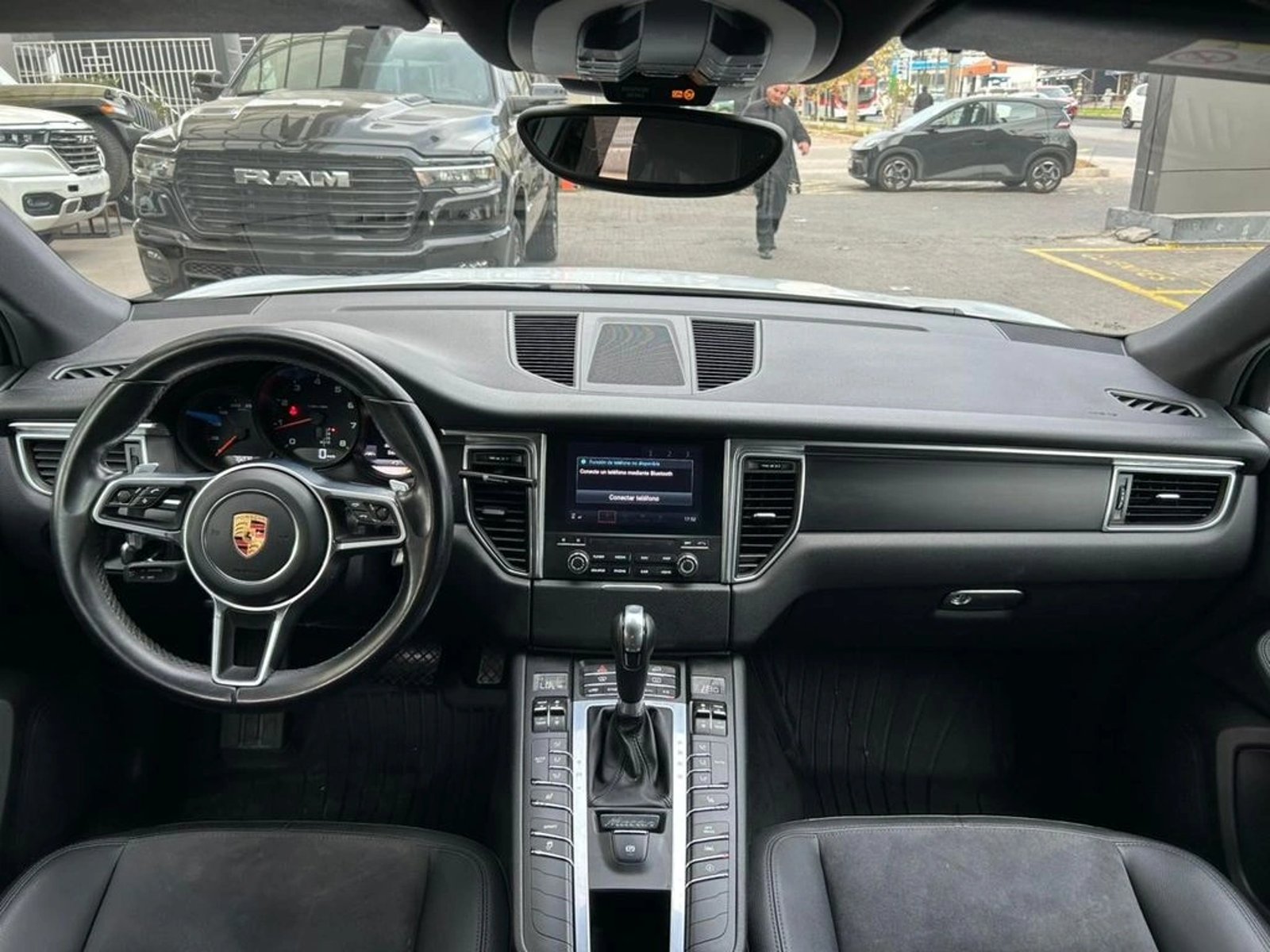 PORSCHE MACAN 2017 - Imagen 11 de 17