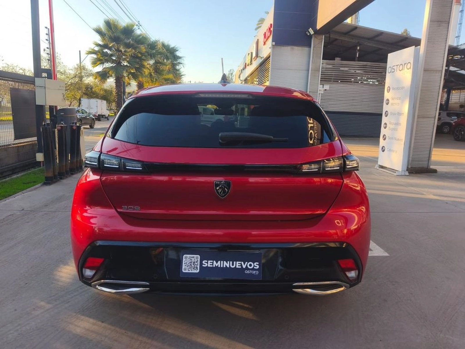 Peugeot 308 ALLURE AT DIESEL 2024 - Imagen 7 de 20
