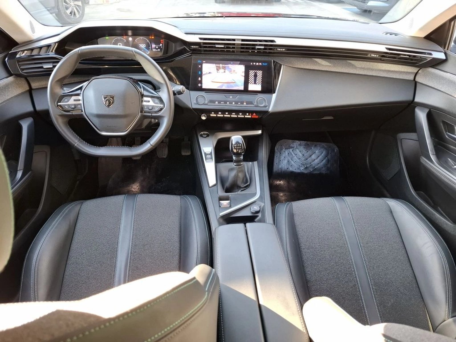Peugeot 308 1.2 ALLURE PACK PURETECH 130HP AT 2024 - Imagen 14 de 20