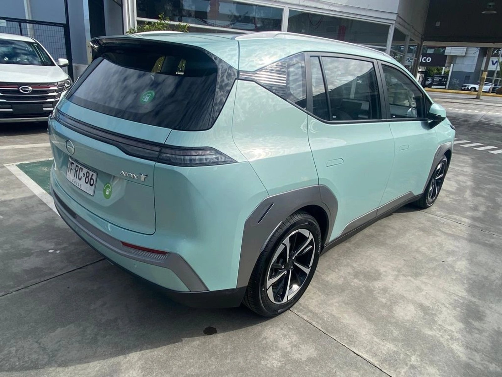 GAC MOTOR AION Y 2025 - Imagen 9 de 17