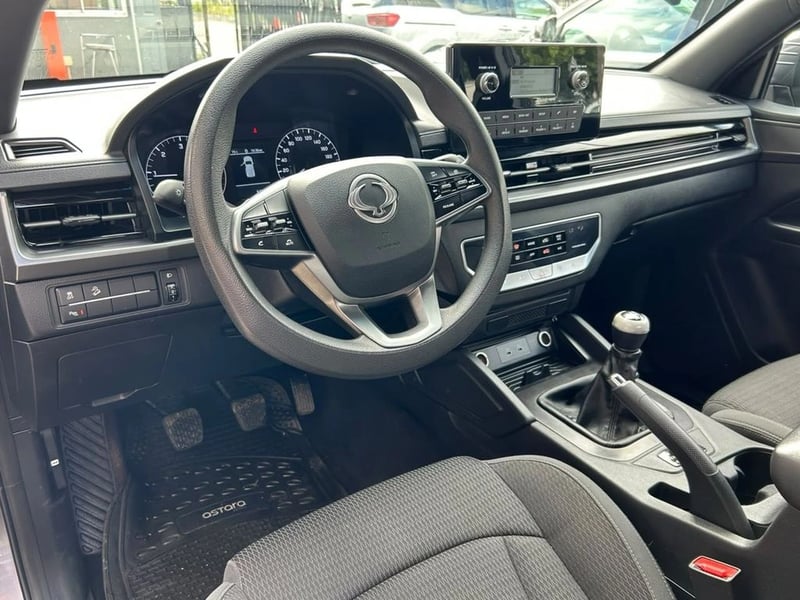 SsangYong MUSSO 2.2 GLX 4X4 MT 2024 - Imagen 12 de 16