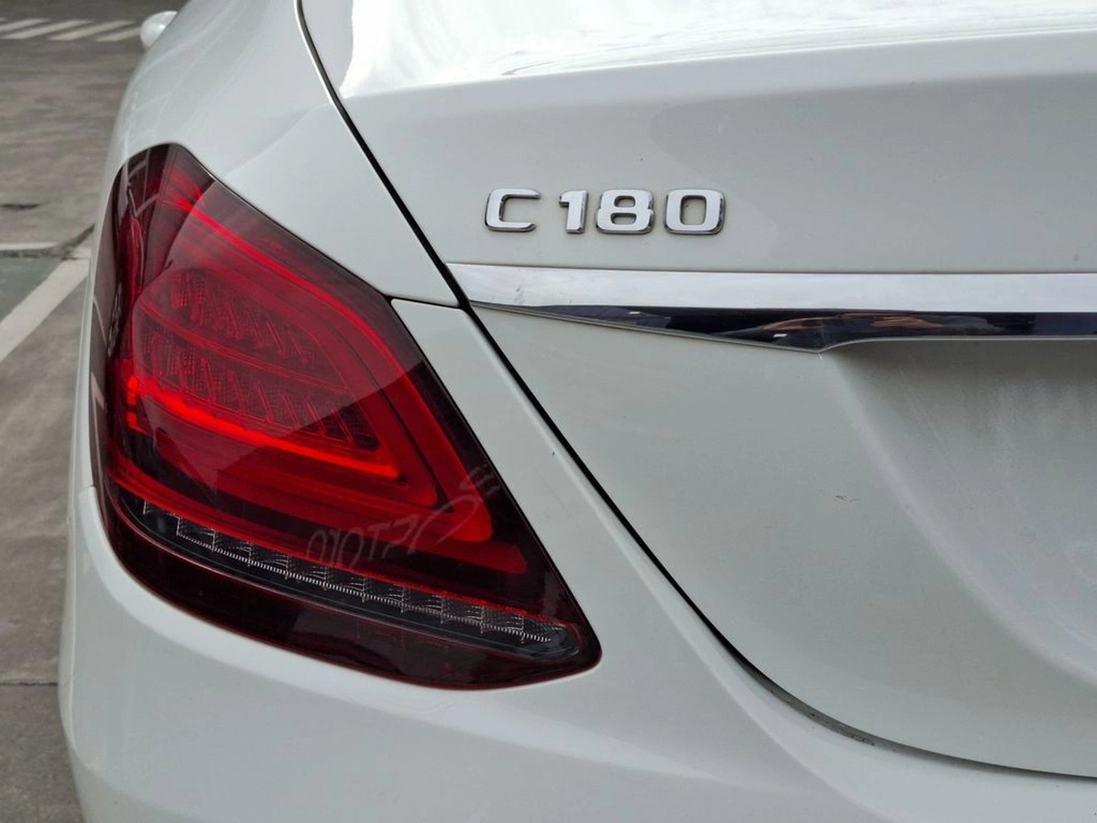 MERCEDES-BENZ C 180 1.6 FL SPORT 4X2 AT 4P 2019 - Imagen 9 de 20