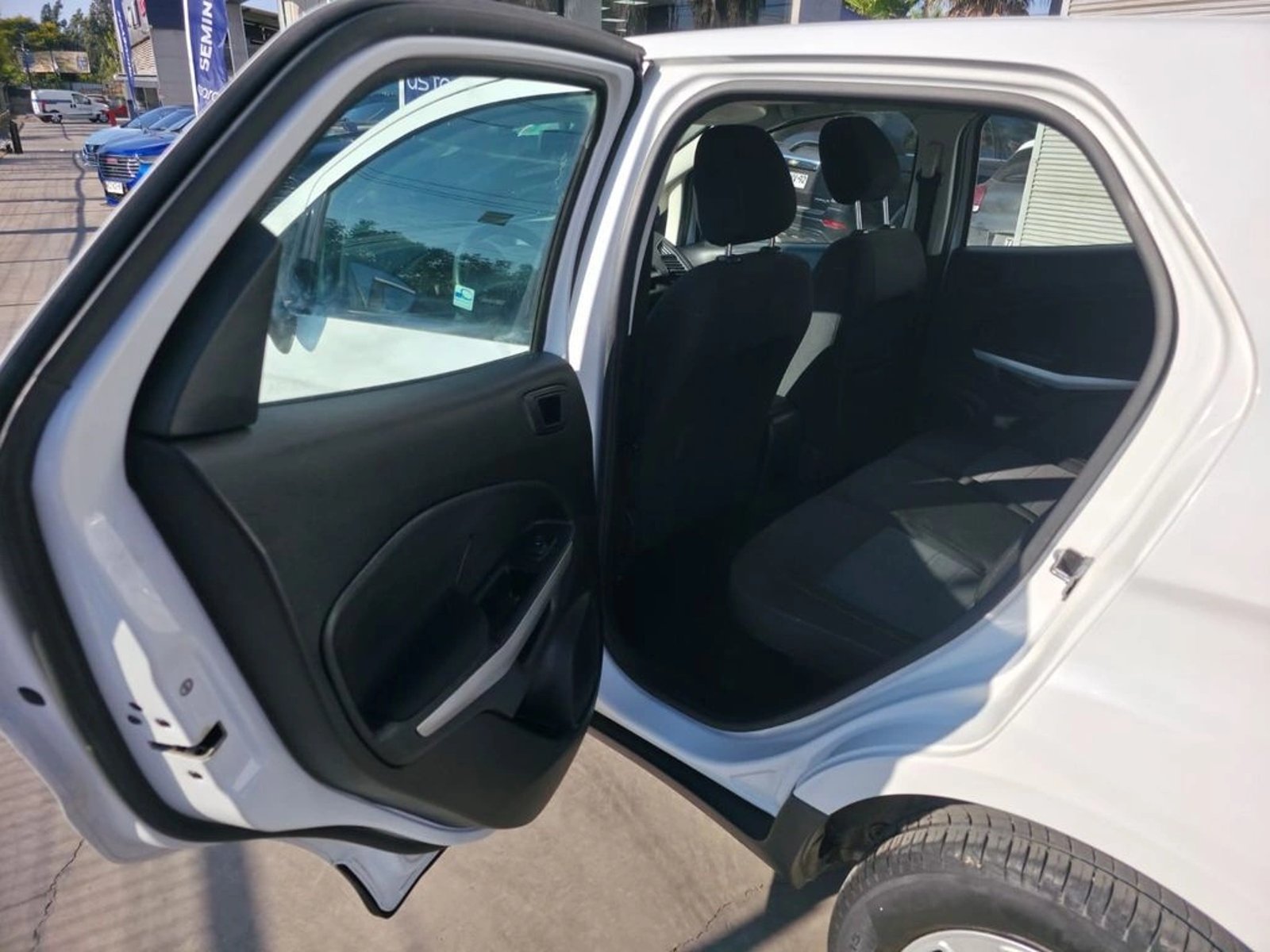 FORD ECOSPORT 2018 - Imagen 13 de 20