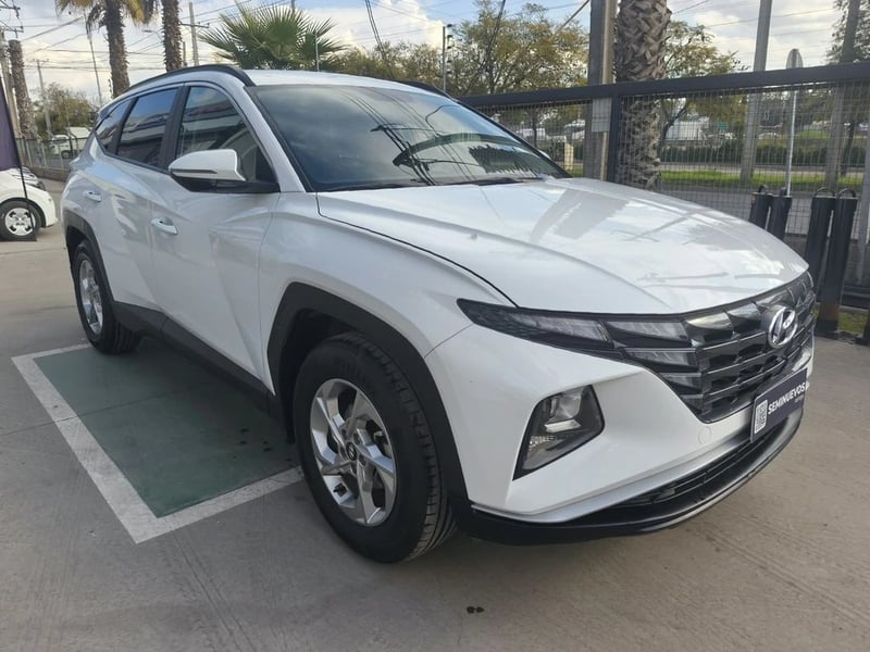 Hyundai TUCSON NX4 MPI 4X4 2.0 AUT 2023 - Imagen 3 de 20