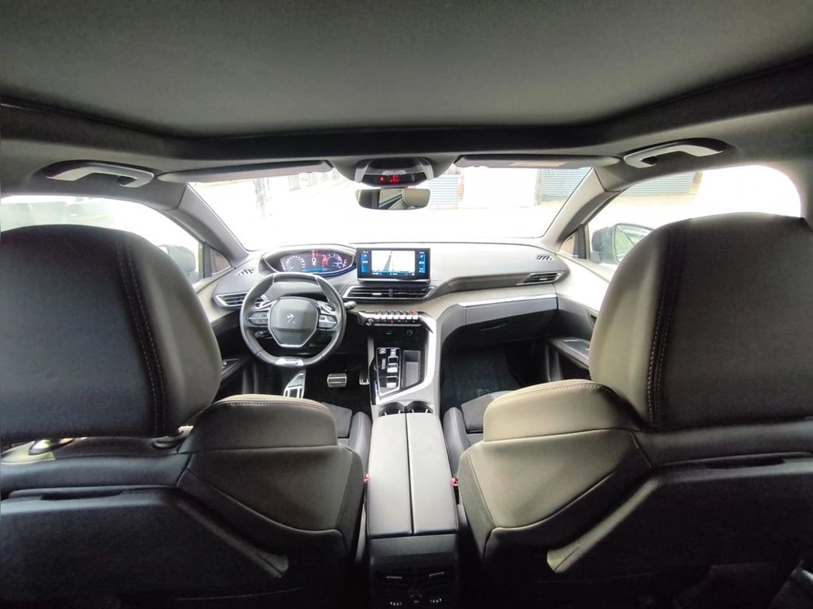 Peugeot 5008 GT LINE BLUEHDI 130 1.5 AUT DIESEL 2023 - Imagen 13 de 20