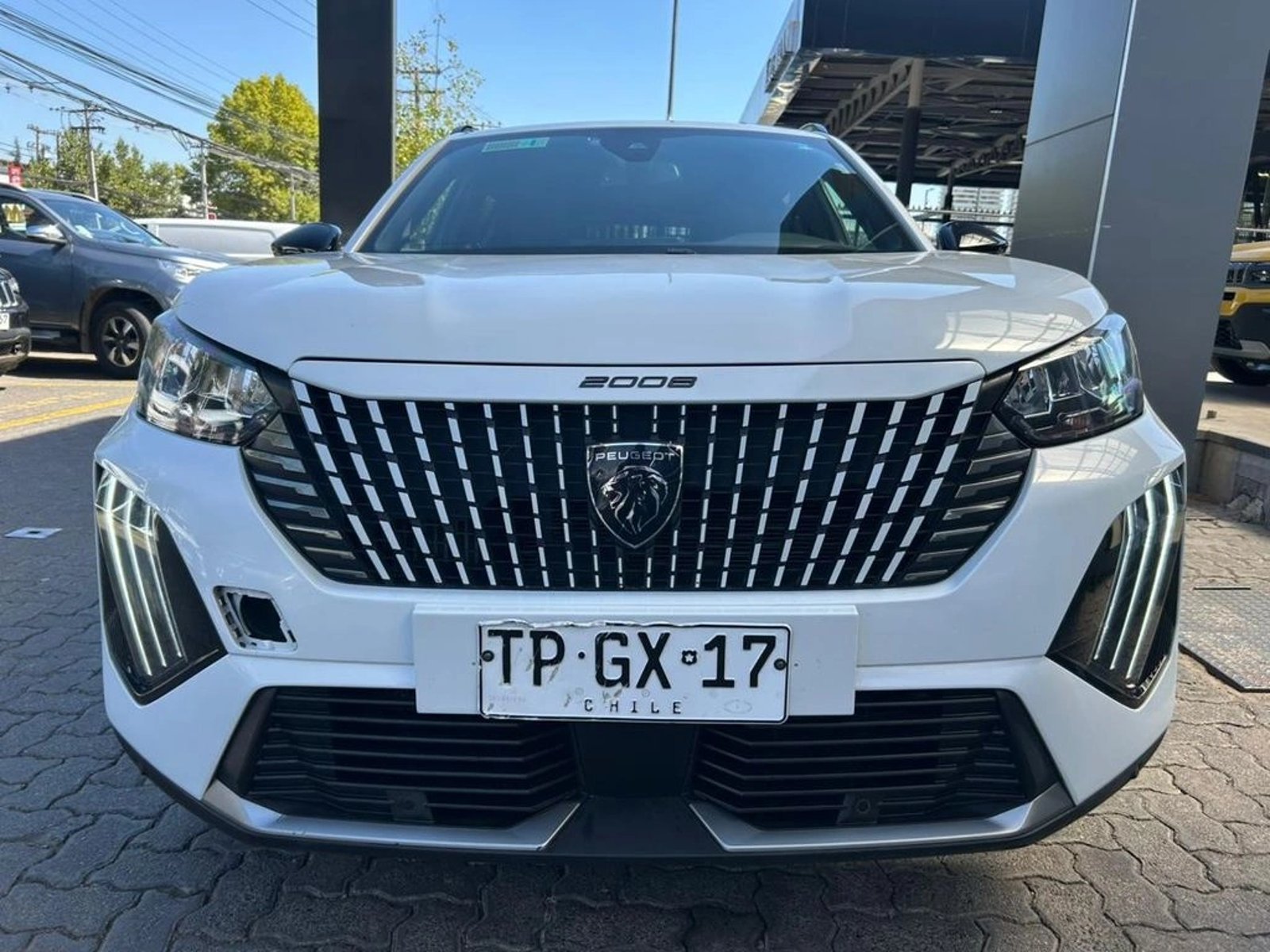 PEUGEOT 2008 2024 - Imagen 3 de 17
