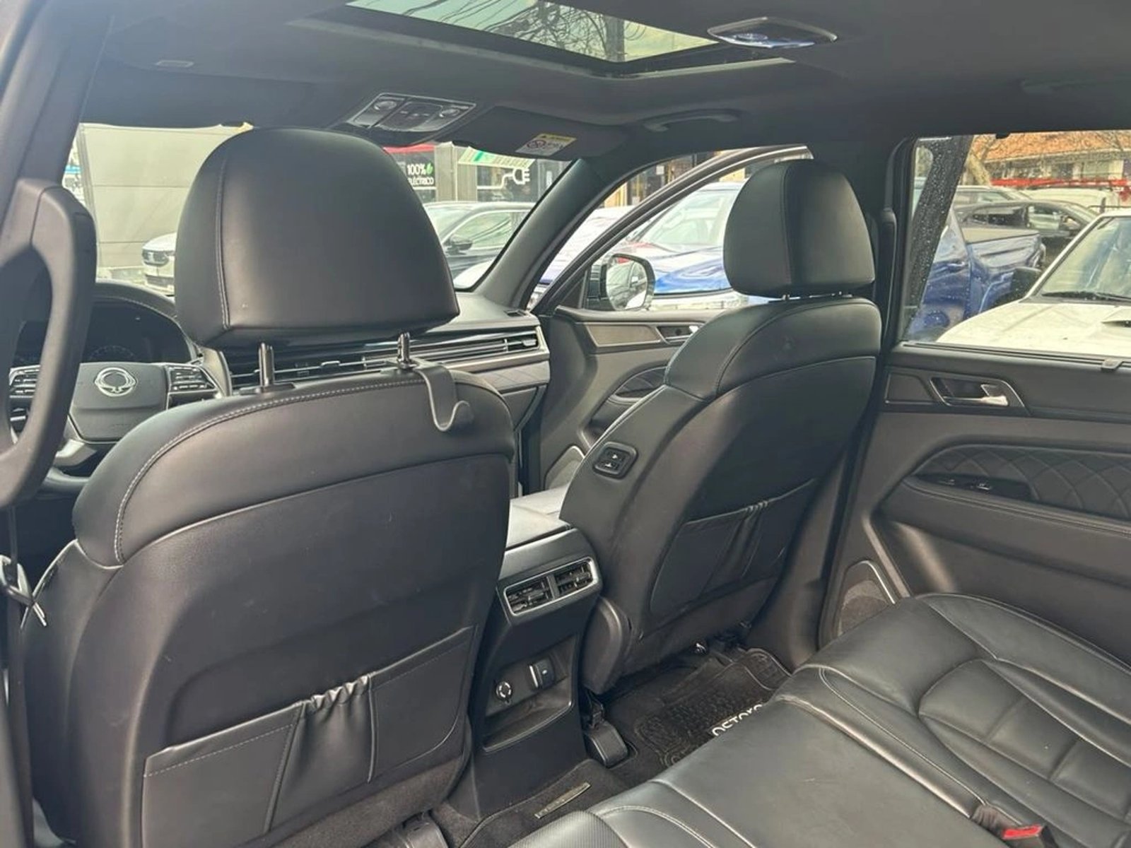 SsangYong REXTON 2.2 LIMITED PLUS AT 4X4 DIESEL 2025 - Imagen 9 de 16