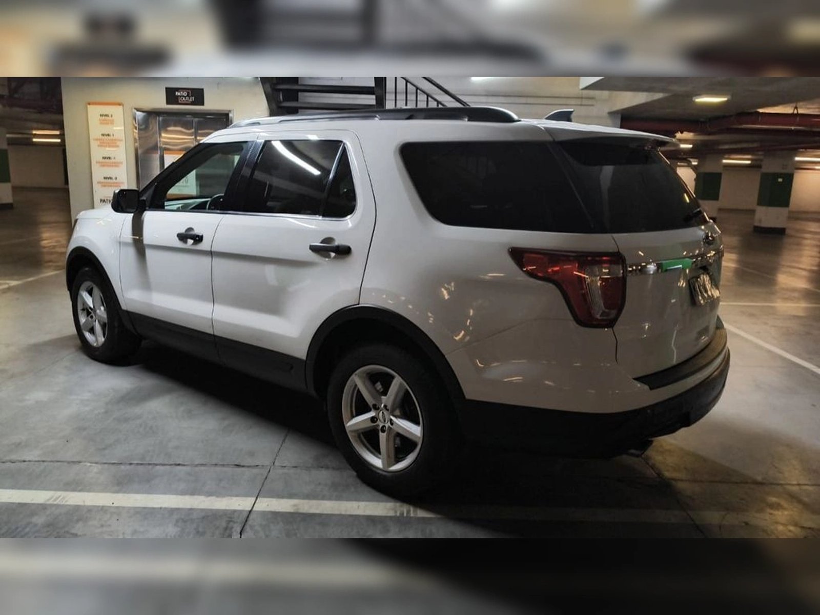 Ford EXPLORER 2.3 ECOBOOST 4X2 AT 5P 2018 - Imagen 5 de 17