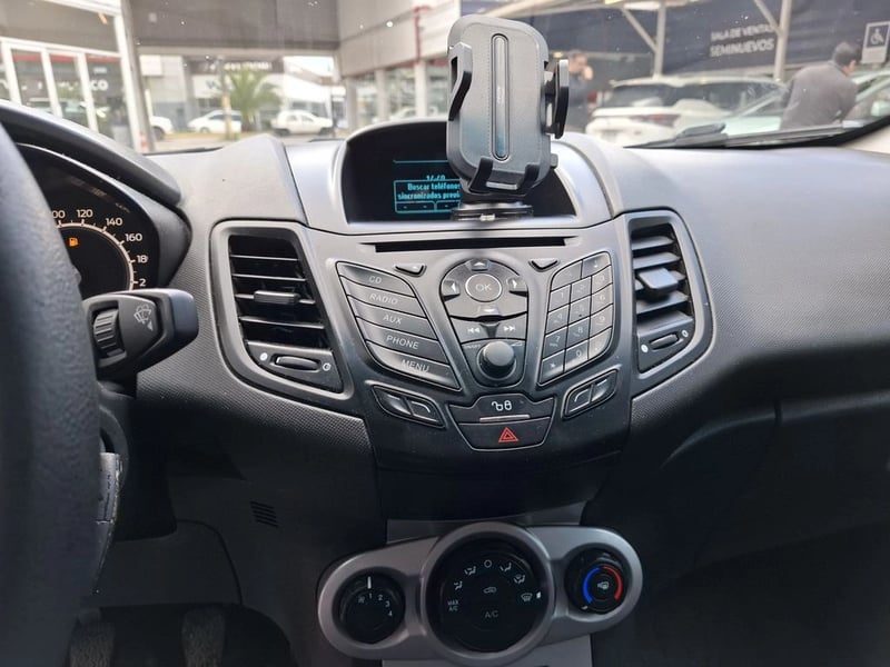 Ford FIESTA MT 1.6 2019 - Imagen 19 de 20