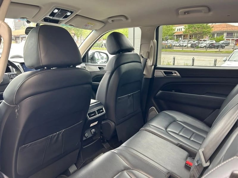 SsangYong REXTON GLX 2WD TD 2.2 AUT 2023 - Imagen 11 de 17
