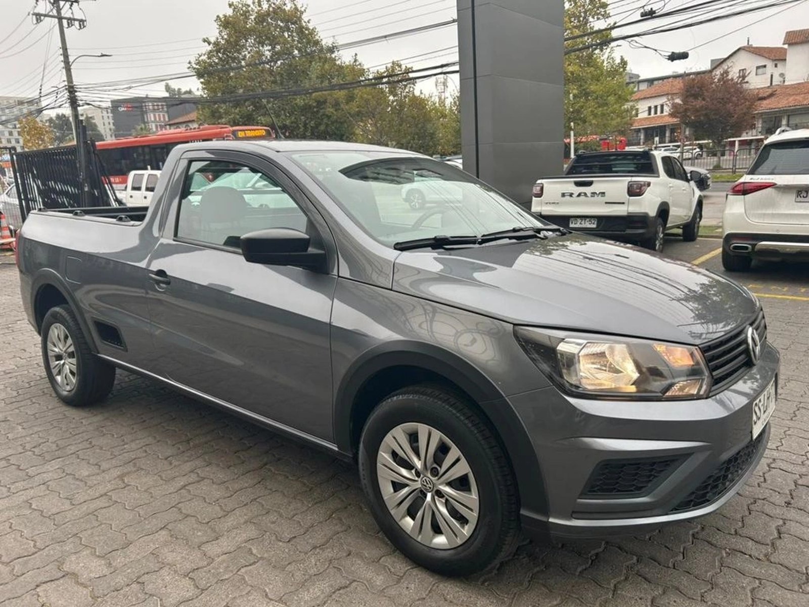 VOLKSWAGEN SAVEIRO 2023 - Imagen 4 de 15