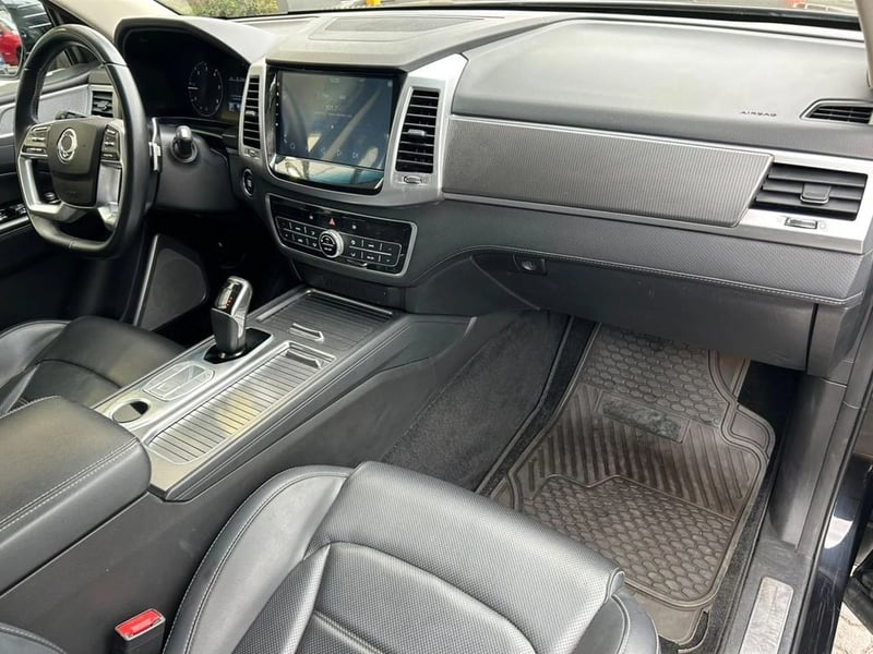 SsangYong REXTON GLX 2WD TD 2.2 AUT 2023 - Imagen 12 de 17