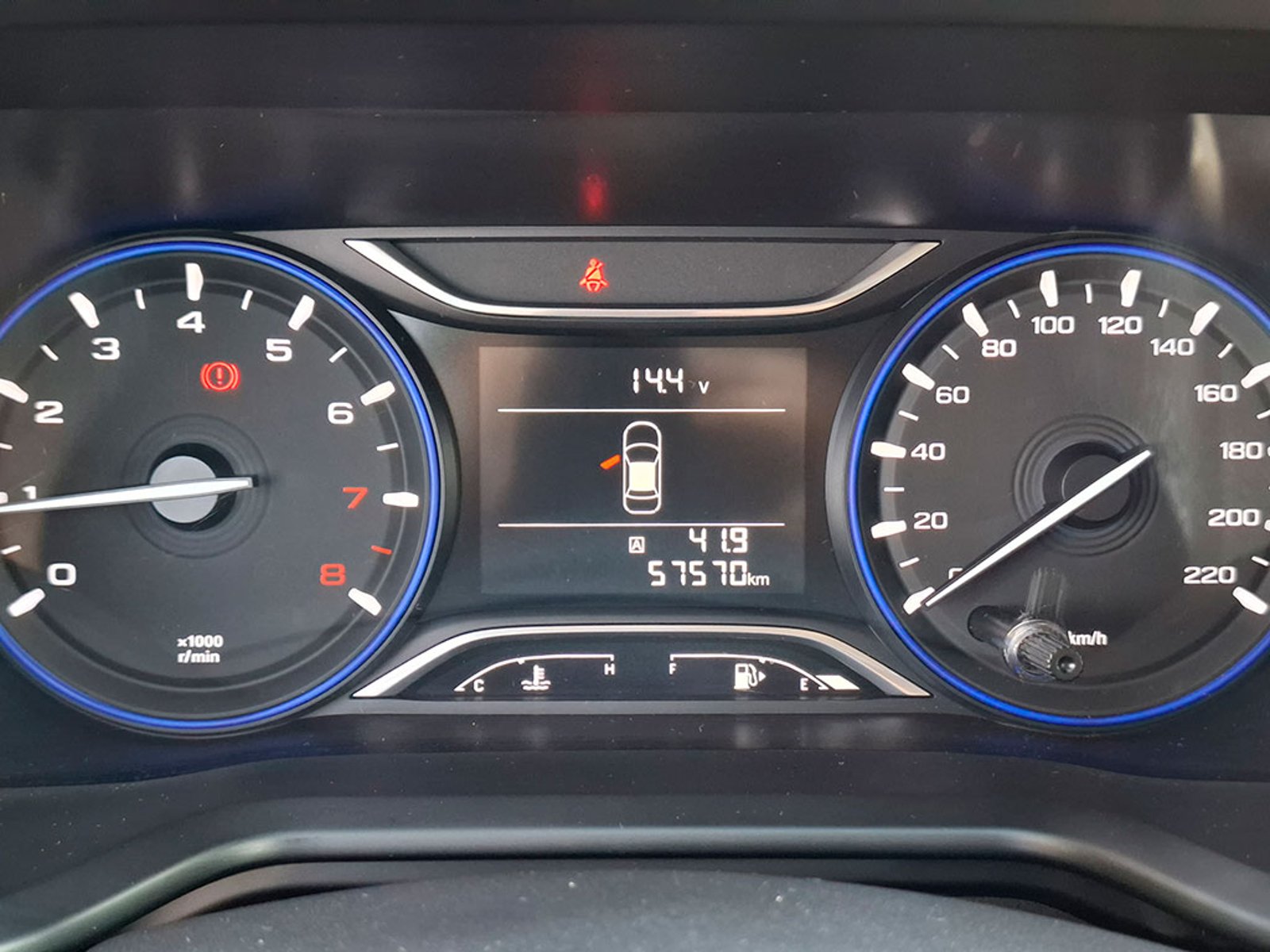 GAC Motor GS3 1.5 GB 4X2 MT 5P SUNROOF 2023 - Imagen 13 de 20
