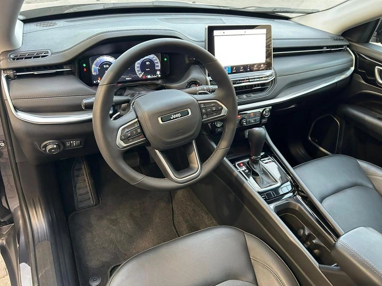 JEEP COMPASS 2025 - Imagen 10 de 16